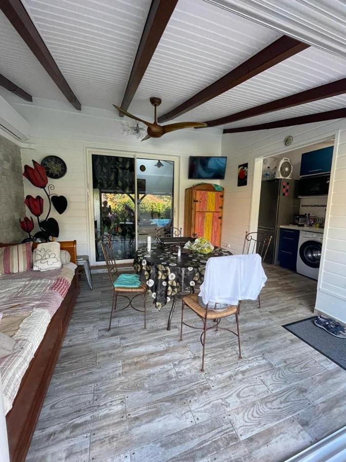 Ferienwohnung Alpinia Sainte-Anne Exterior foto