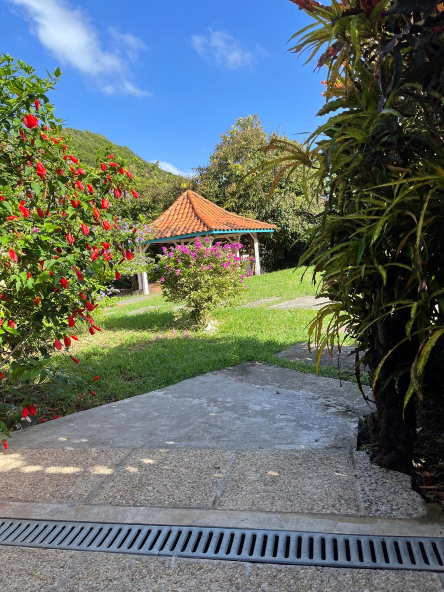 Ferienwohnung Alpinia Sainte-Anne Exterior foto